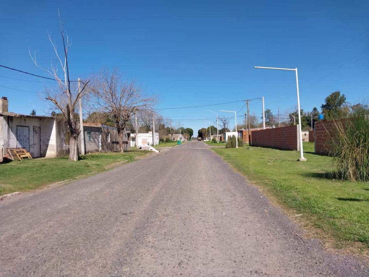 Terrenos de 300 m2 a 500 m2 con una entrega , cuotas fijas  amplia financiacion  en pesos / se Acepta vehiculo en parte de pago