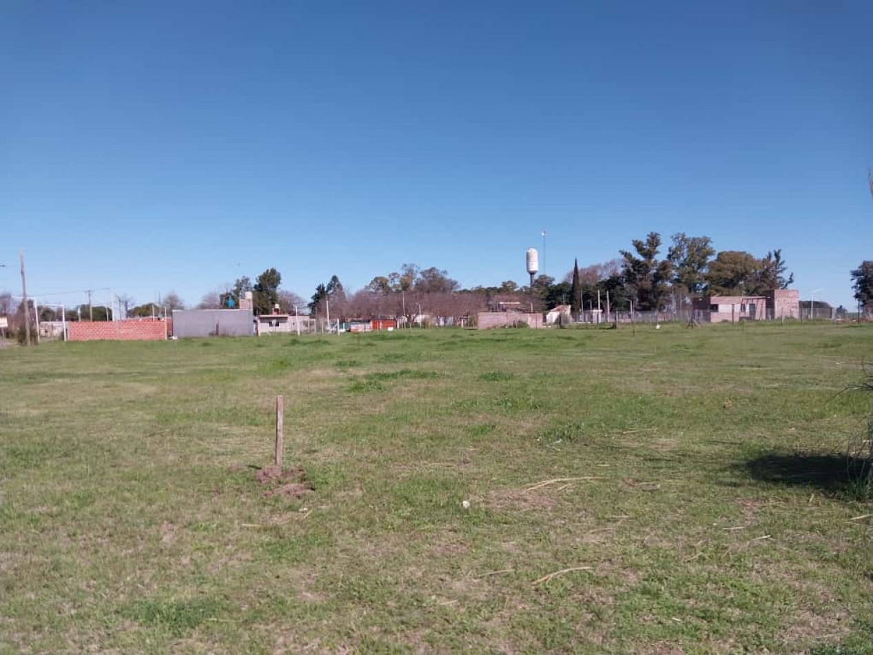 Terrenos de 300 m2 a 500 m2 con una entrega , cuotas fijas  amplia financiacion  en pesos / se Acepta vehiculo en parte de pago