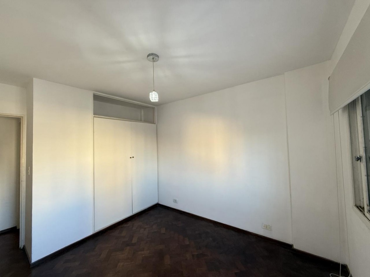 Departamento 1 dormitorio excelente al contrafrente amplia luminosidad y ventilacion España al 400 6to piso