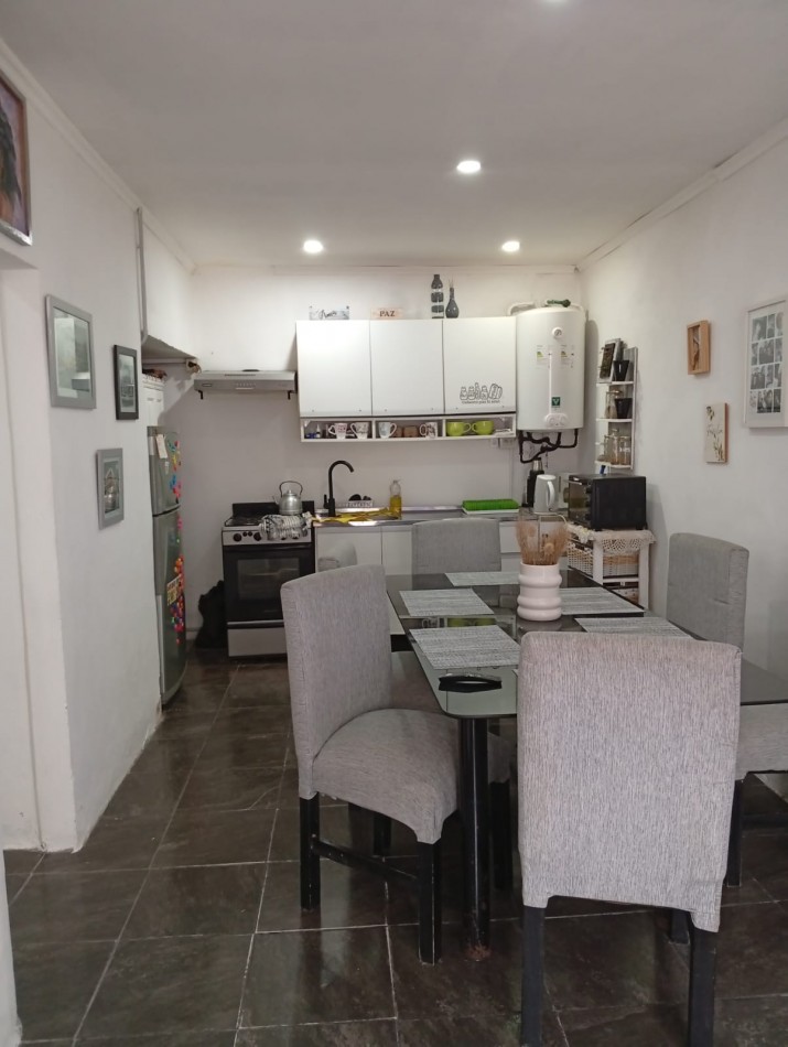 2 Departamentos internos de pasillo unico resuelto en planta baja y alta. reciclado . ideal inversion Zona Norte se escuchan ofertas