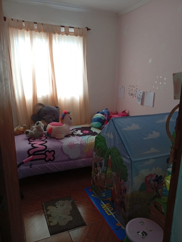 2 Departamentos internos de pasillo unico resuelto en planta baja y alta. reciclado . ideal inversion Zona Norte se escuchan ofertas