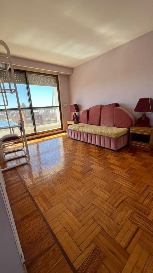 Departamento 3 Dormitorios con Cochera y Baulera inmejorable zona se escuchan ofertas