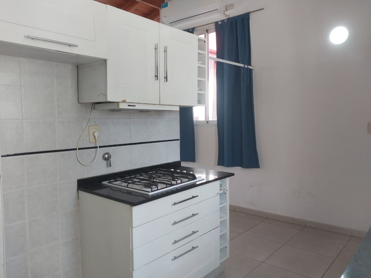 Departamento al frente en 2 plantas con patio amplio luminoso Zona Norte