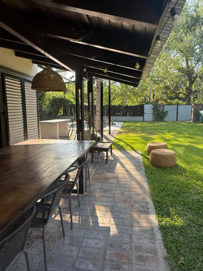 CASA ESTILO FIN DE SEMANA AMOBLADA EN ALQUILER PERMANENTE - CONFORT, PARQUE Y UBICACION ESTRATEGICA