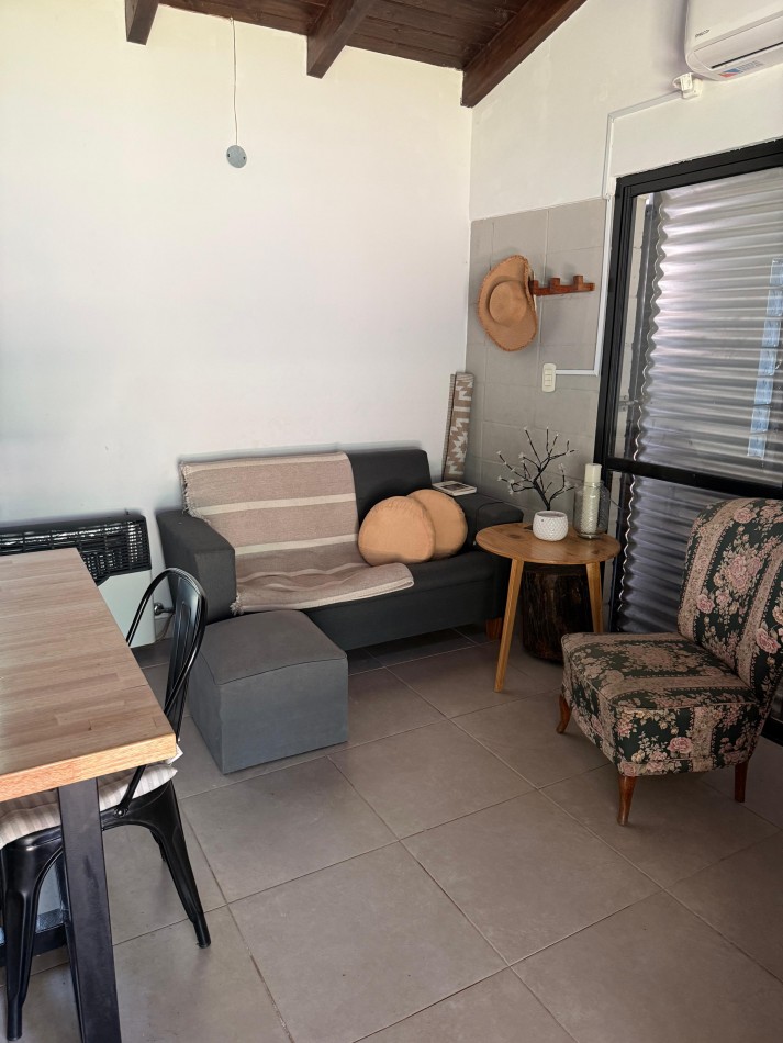 CASA ESTILO FIN DE SEMANA AMOBLADA EN ALQUILER PERMANENTE - CONFORT, PARQUE Y UBICACION ESTRATEGICA