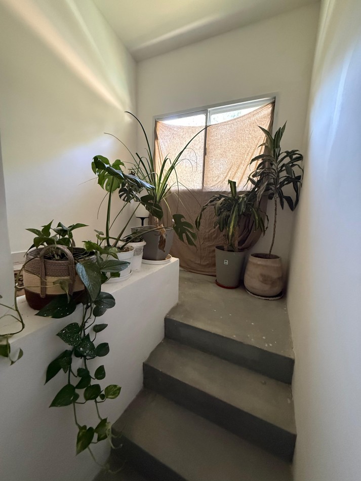 CASA ESTILO FIN DE SEMANA AMOBLADA EN ALQUILER PERMANENTE - CONFORT, PARQUE Y UBICACION ESTRATEGICA