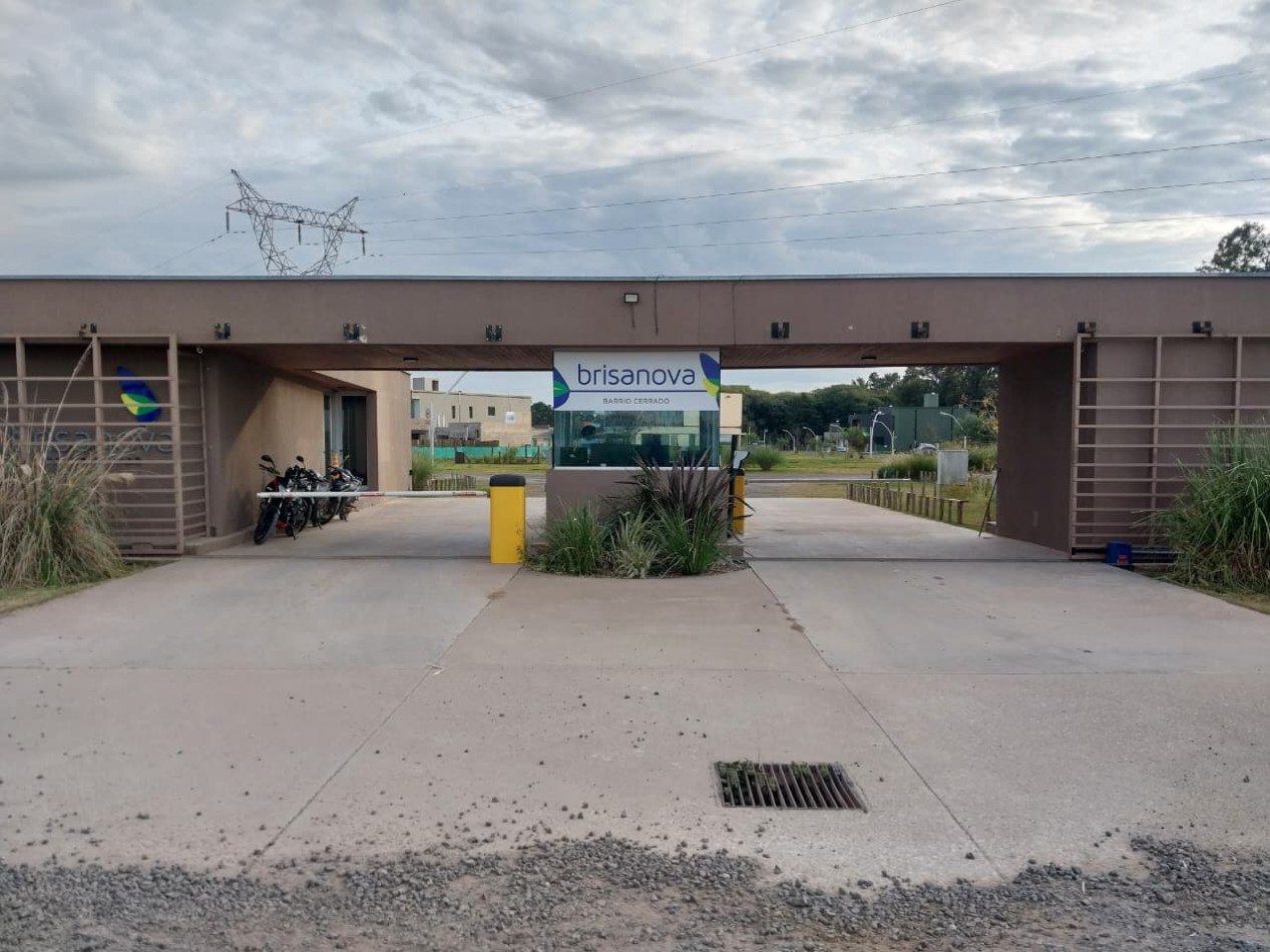 Venta terreno 300 m2 Barrio Privado Brisanova lote N°2 excelente Ubicacion  