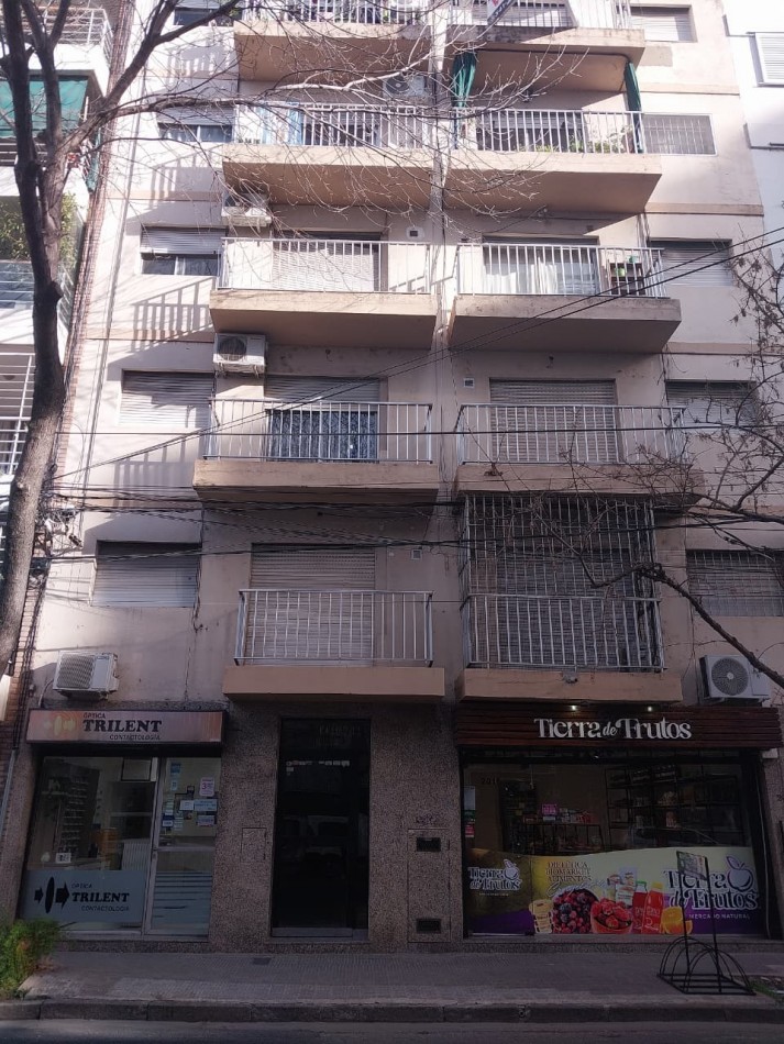 Departamento 1 Dormitorio contrafrente Barrio Abasto ideal para Flipping Inmobiliario