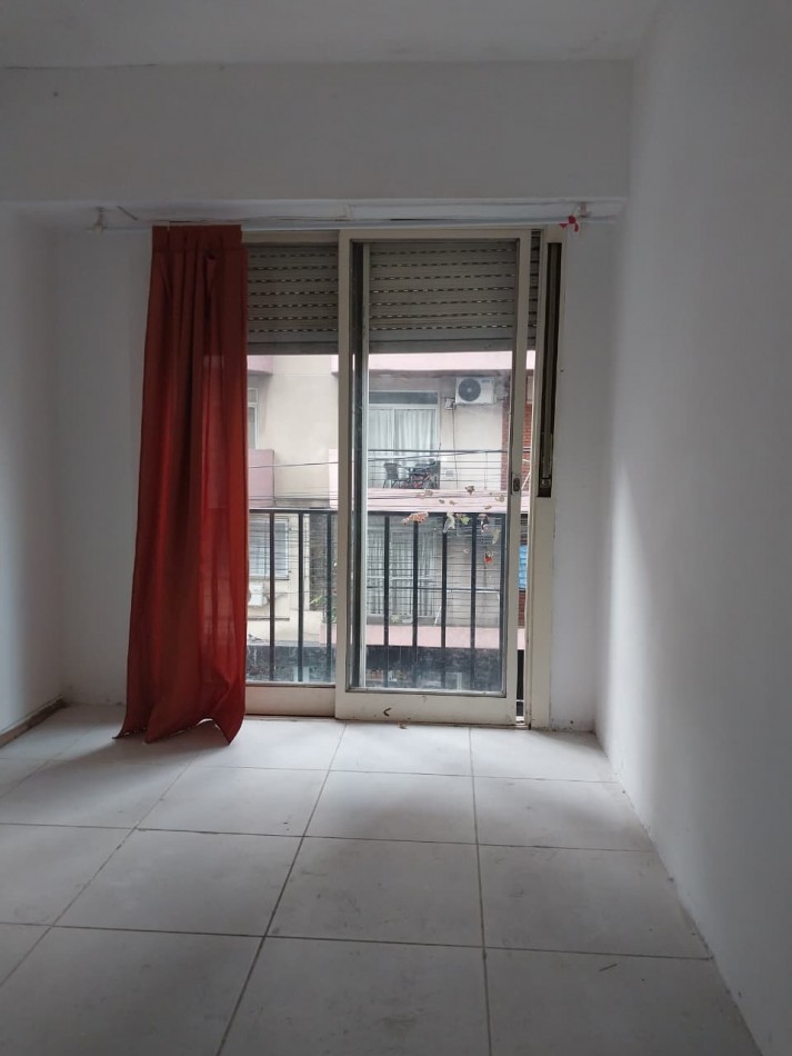 ALQUILER SEMIPISO AL FRENTE 2 DORMITORIOS BARRIO MARTIN ALEM ESQUINA MONTEVIDEO