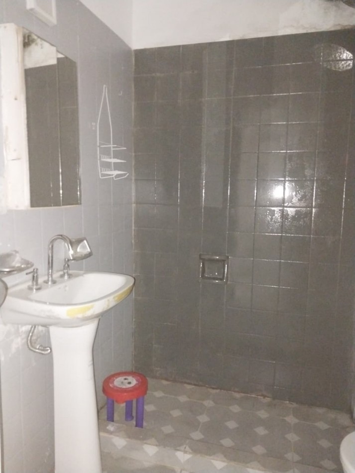 ALQUILER SEMIPISO AL FRENTE 2 DORMITORIOS BARRIO MARTIN ALEM ESQUINA MONTEVIDEO