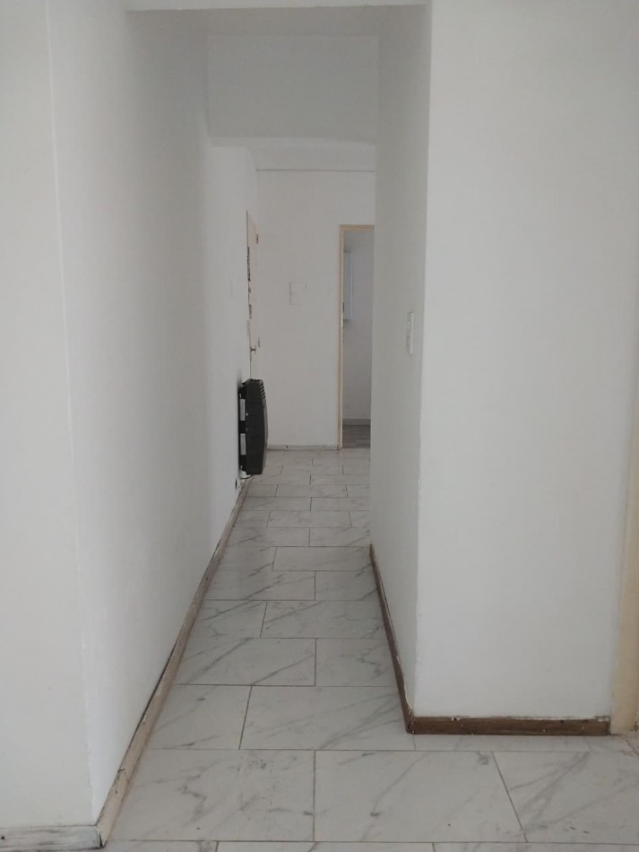 ALQUILER SEMIPISO AL FRENTE 2 DORMITORIOS BARRIO MARTIN ALEM ESQUINA MONTEVIDEO
