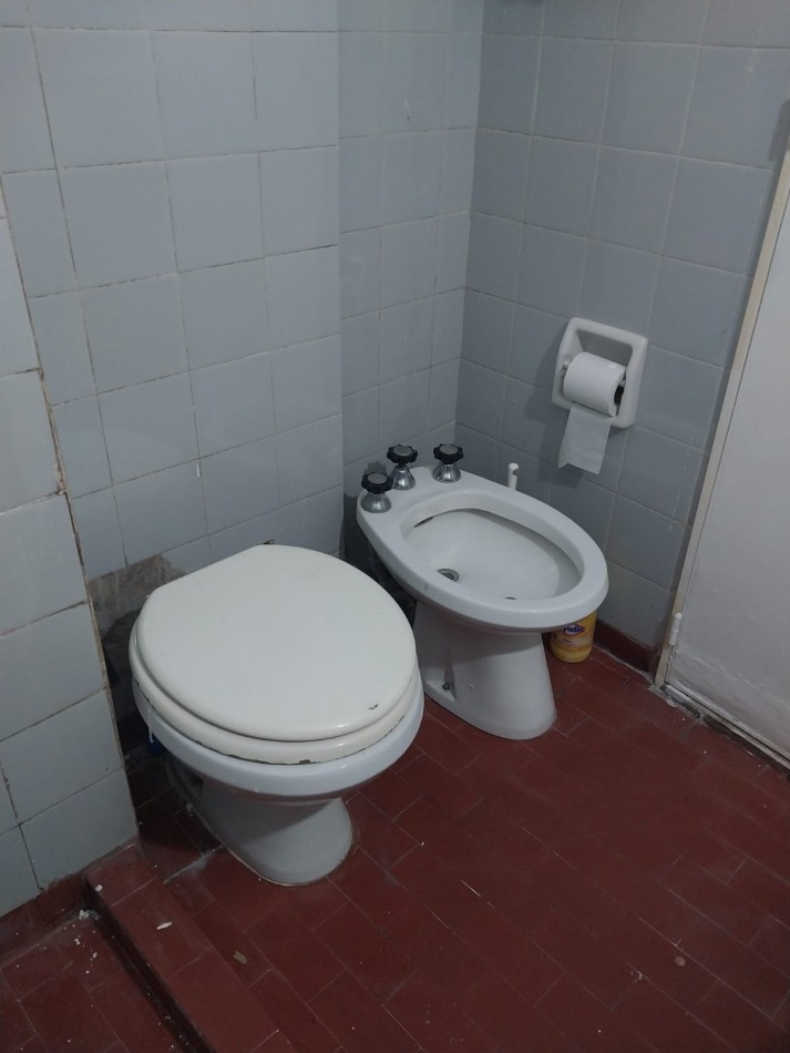 ALQUILER SEMIPISO AL FRENTE 2 DORMITORIOS BARRIO MARTIN ALEM ESQUINA MONTEVIDEO