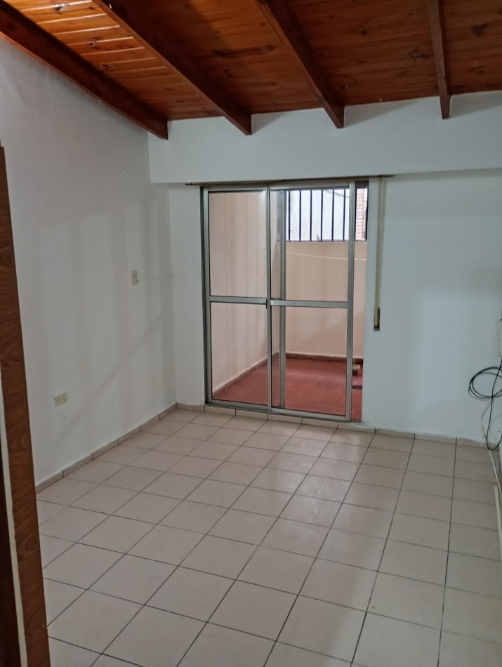 Departamento en Planta Baja 1 dormitorio con patio Barrio: Echesortu. PROXIMAMENTE MAS FOTOGRAFIAS