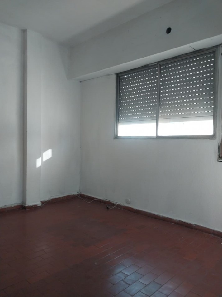 Departamento 1 Dormitorio contrafrente Barrio Abasto ideal para Flipping Inmobiliario