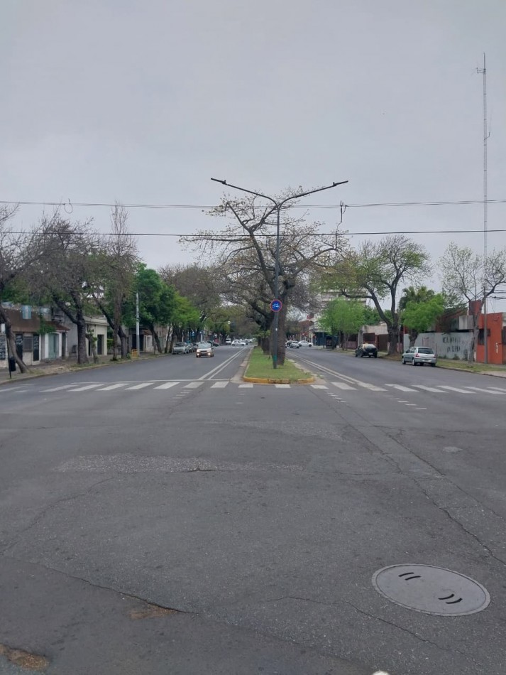 ALQUILER AMPLIO MONOAMBIENTE ELECTRICO AL FRENTE ZONA PARQUE AV. FRANCIA 2493