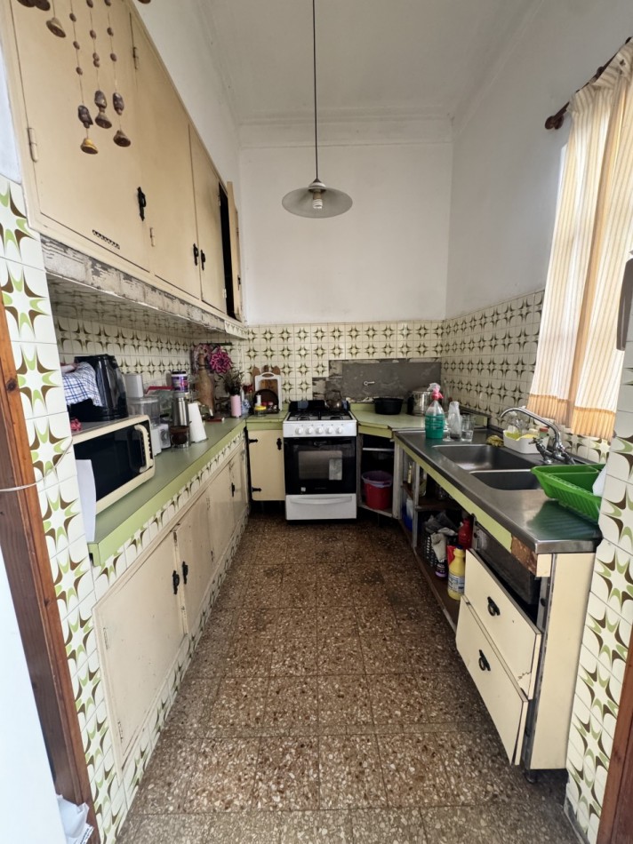 Departamento interno de pasillo 1° piso de escalera apto credito - se escuchan ofertas 