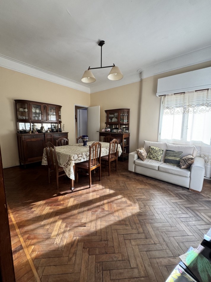 Departamento interno de pasillo 1° piso de escalera apto credito - se escuchan ofertas 