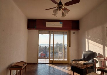 Departamento Semipiso de 3 dormitorios con amplia vista al rio 