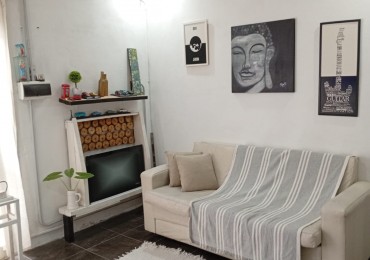 2 Departamentos internos de pasillo unico resuelto en planta baja y alta. reciclado . ideal inversion Zona Norte se escuchan ofertas