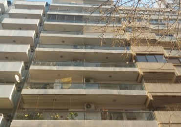 Departamento semipiso al frente con doble balcon 7° piso Cordoba al 2500